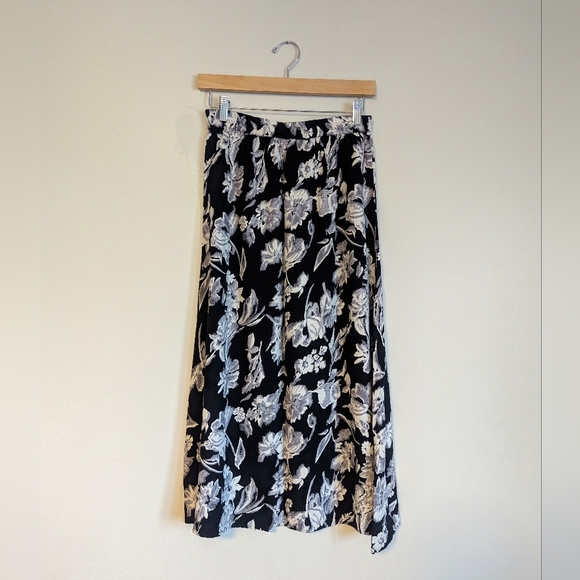Vintage Styleworks 100% Rayon Black and White Floral Skirt - Picture 1 of 4